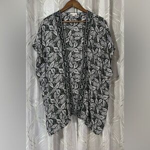 LOFT Black, White, and Green Leaf-Print Open Front Kimono Cardigan